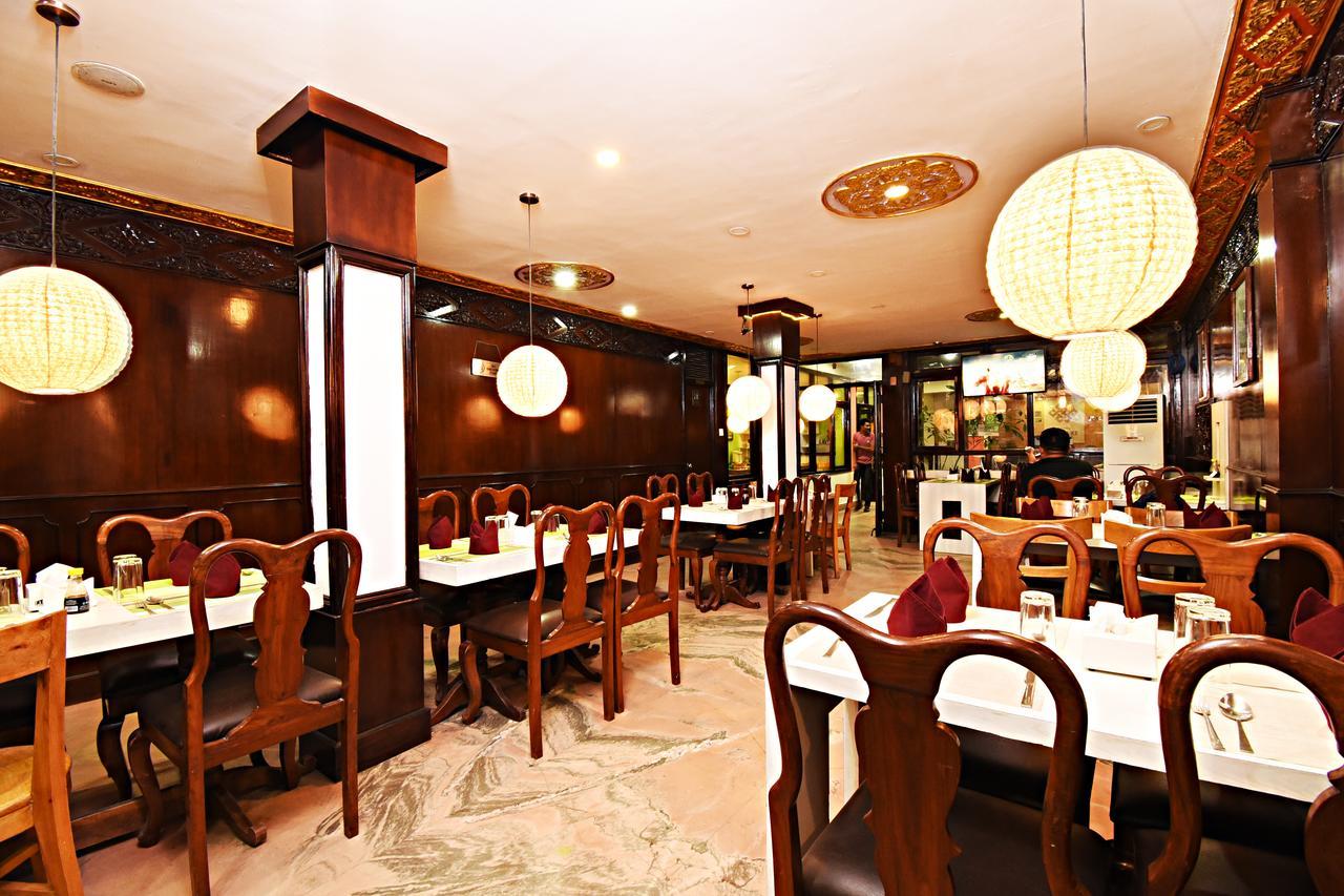 Hotel Pleasure Home Kathmandu Esterno foto