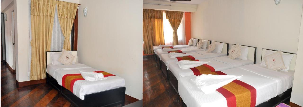 Hotel Pleasure Home Kathmandu Esterno foto